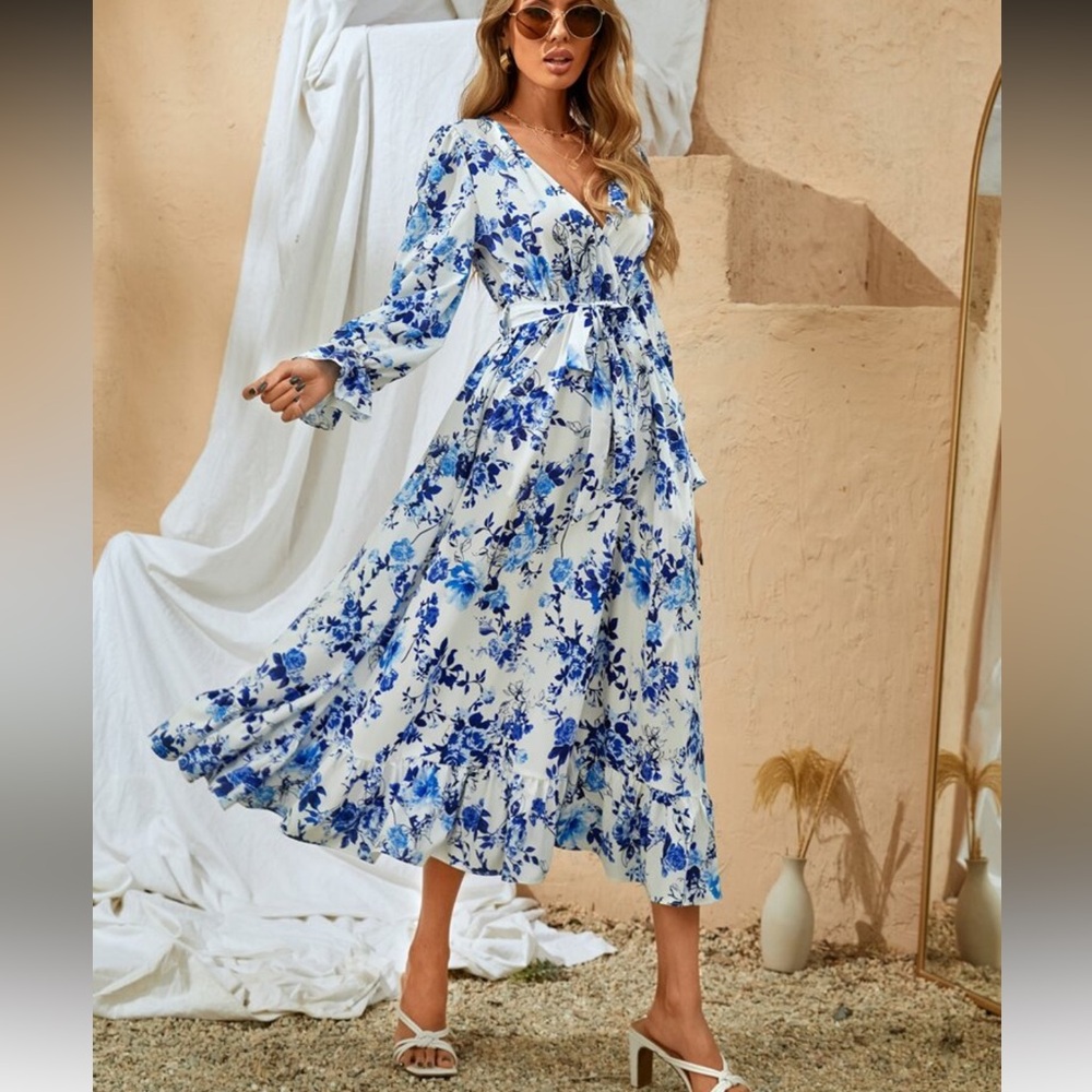 SHEIN Blue Floral Long Sleeve Dress